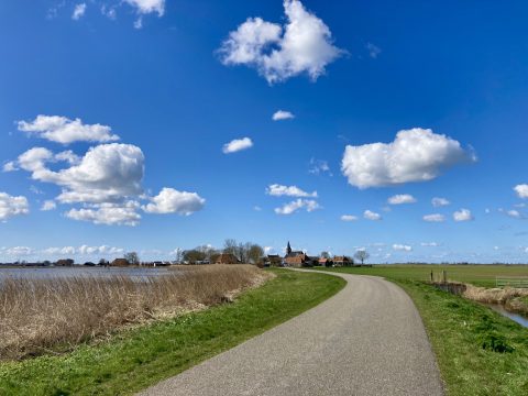 Fietsen rondom groepsaccommodatie Woudsend